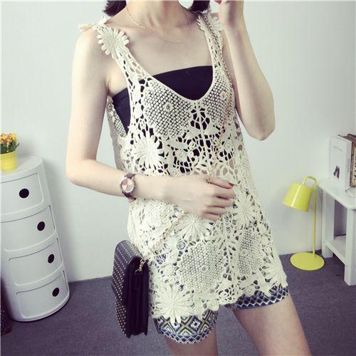 Áo khoát lưới hoa nhí đi biển