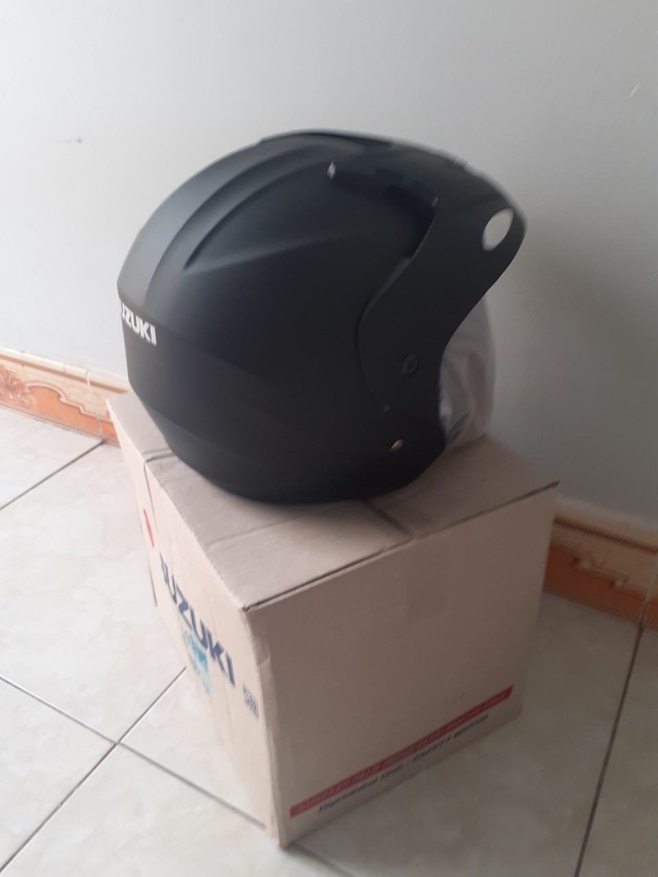 [HCM]Nón bảo hiểm SUZUKI (ĐEN NHÁM) Indonesia