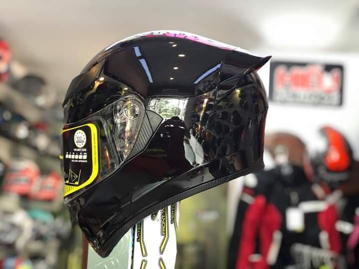 Mũ bảo hiểm ROYAL 1 Kính = ROYAL M138 lên Tem SHARK chính hãng 2023