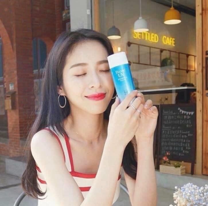 KEM CHỐNG NẮNG BIORE AQUA RICH