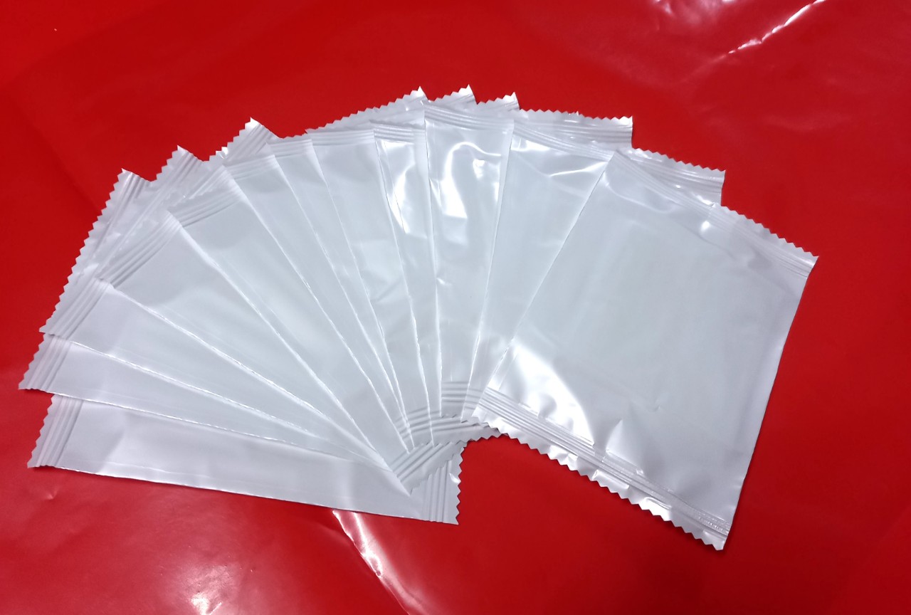 200 cái khăn lạnh, khăn ướt mini màu trắng