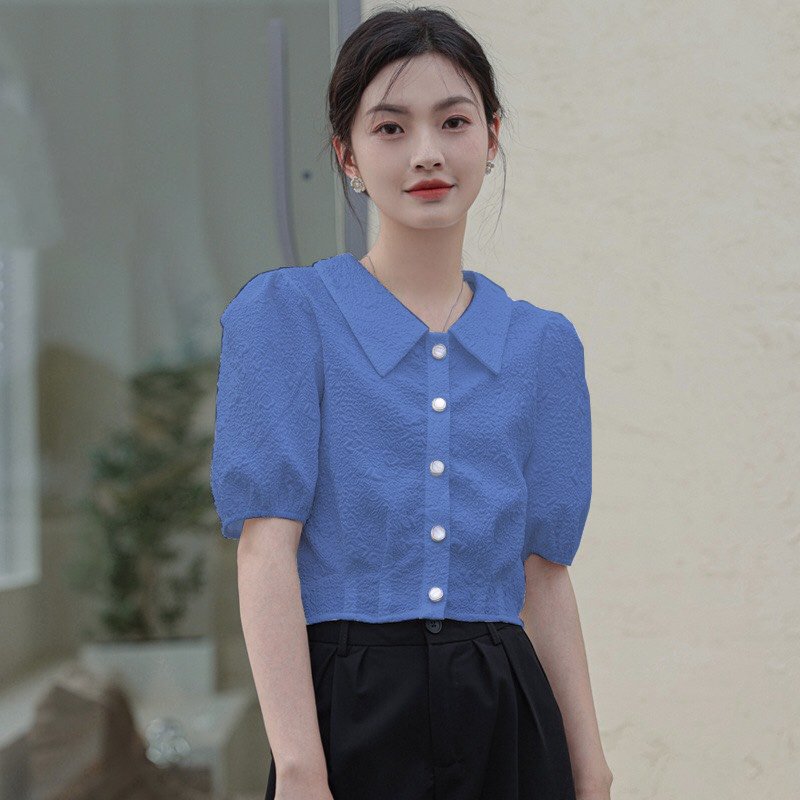 Áo kiểu dáng croptop tay phồng phối nút cách điệu-thời trang mùa hè