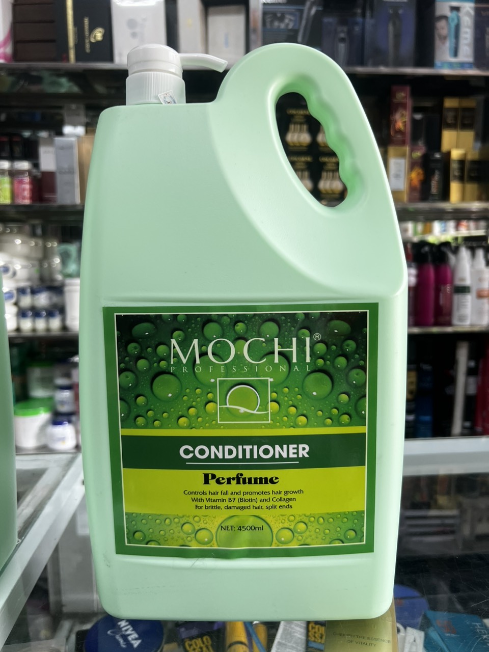 Can dầu gội xả hương nước hoa mềm mượt mochi 4500ml x2