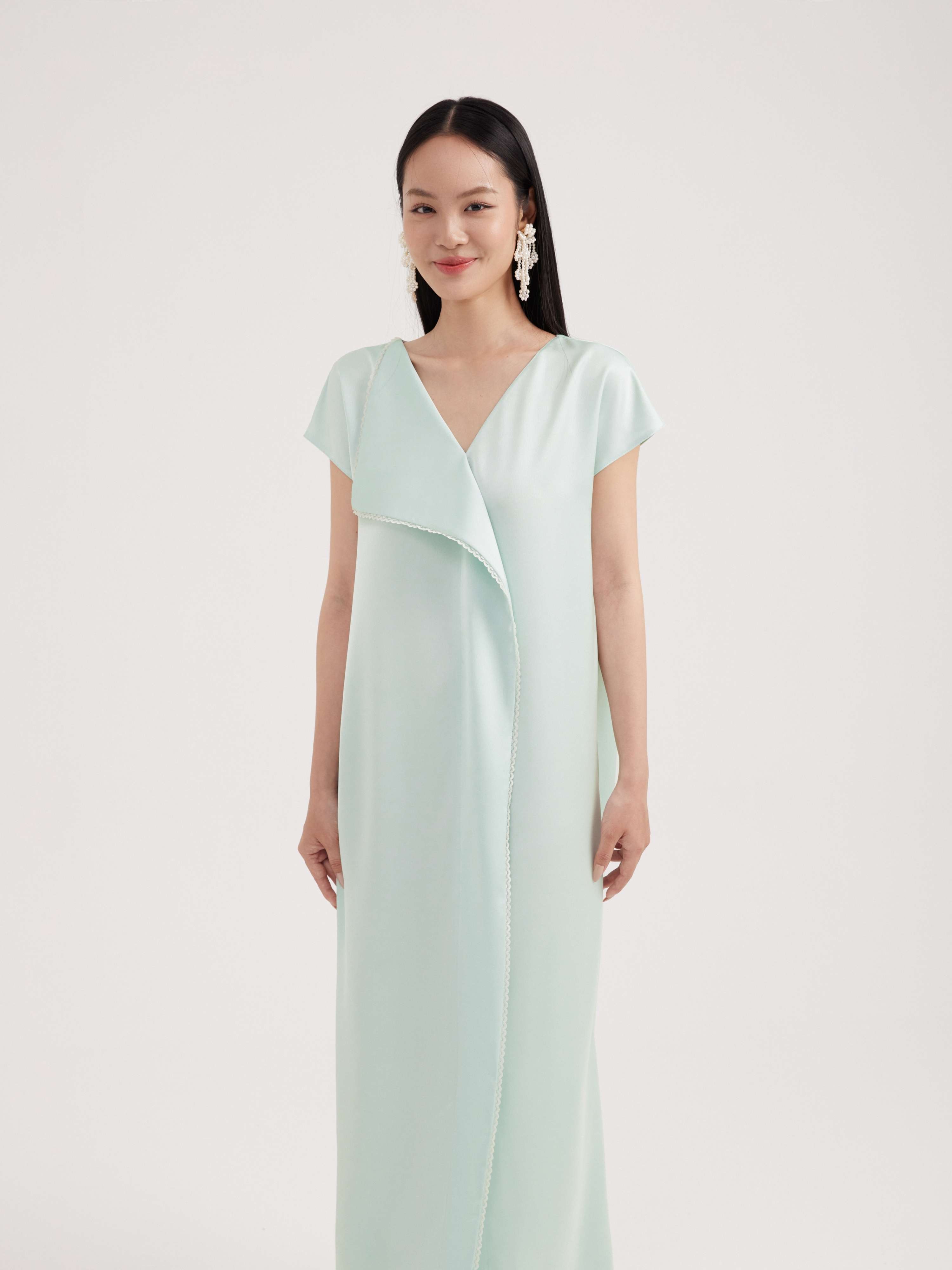 Đầm lụa viền ren Mauve Border dress
