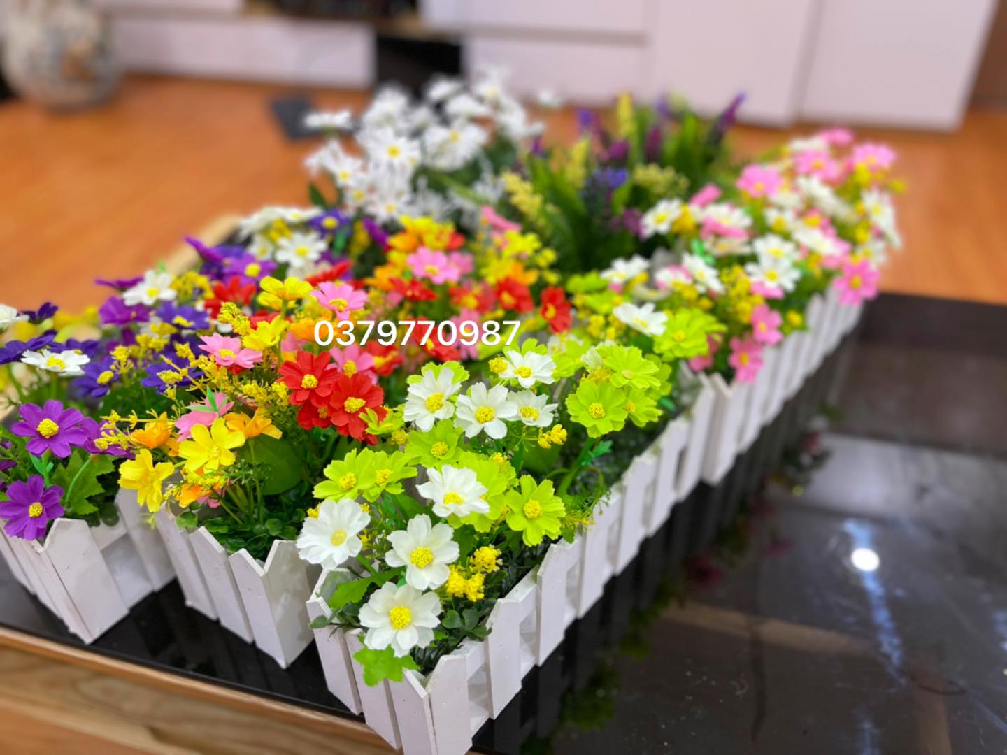Chậu hàng rào hoa trang trí