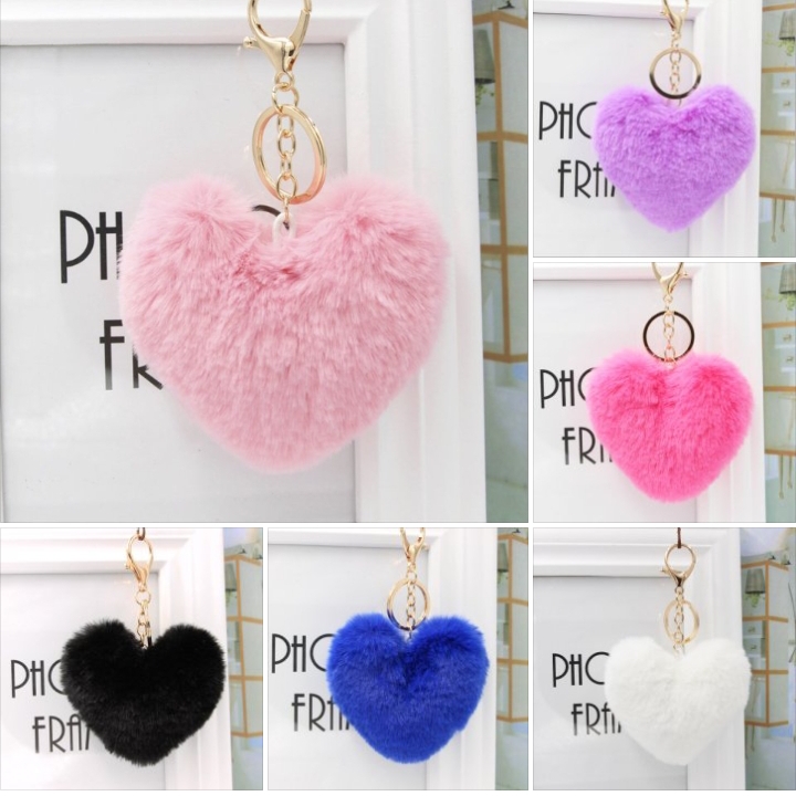 Móc khóa cục bông tim