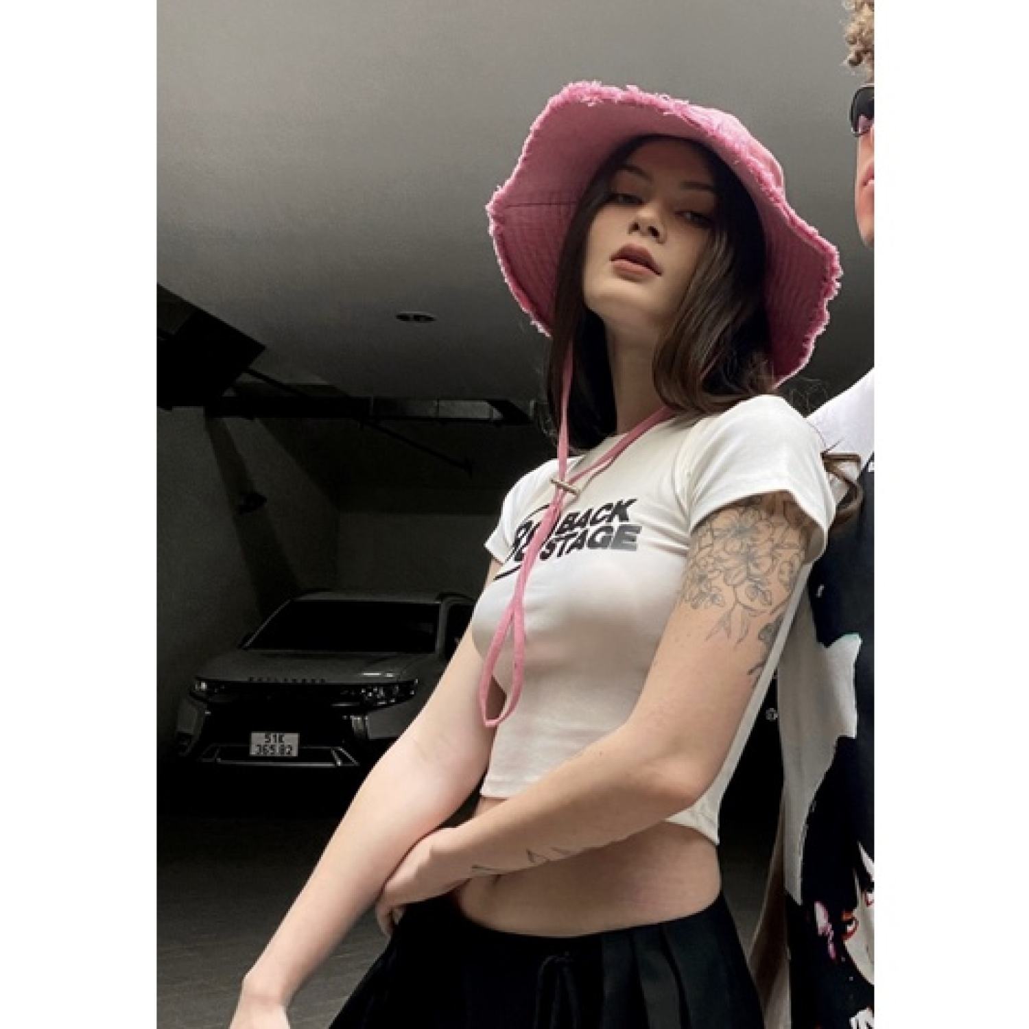 Áo thun tay lỡ BACKSTAGE88 Circle 88 TEE
