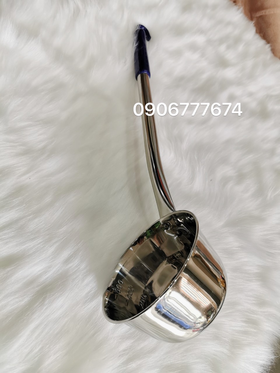 GÁO MÚC NƯỚC LÈO INOX CÓ VẠCH ĐO LƯỜNG