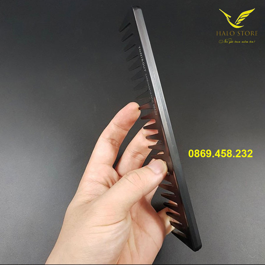 Lược Vuốt Tóc Toni&Guy Carbon LCT-06822