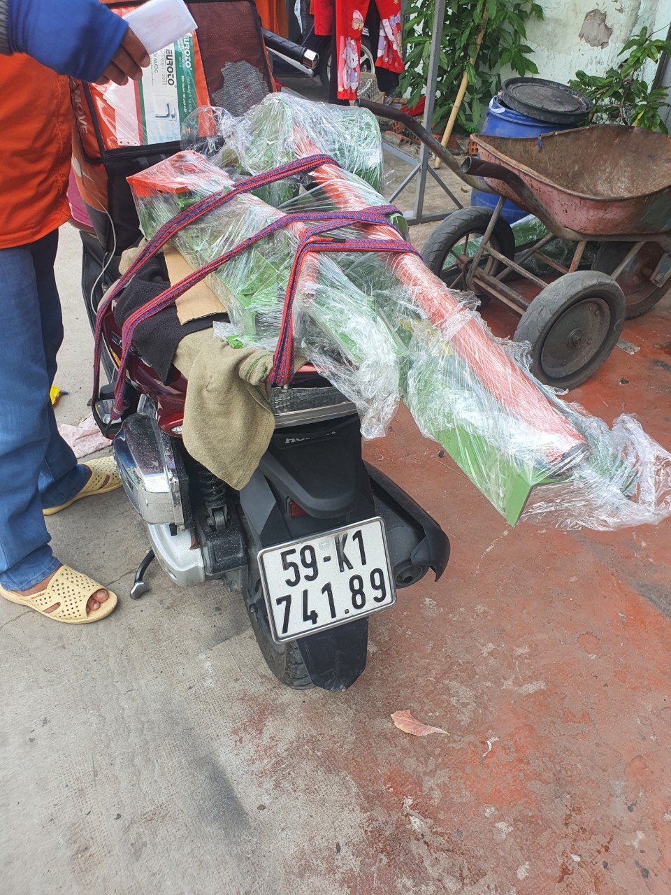 Bàn bẻ sắt phi 12-18 (xanh)