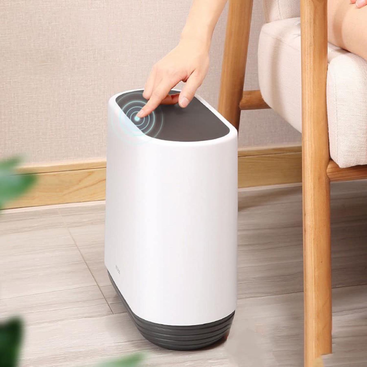 thùng rác mini thông minh ECOCO kháng khuẩn sang trọng e1906
