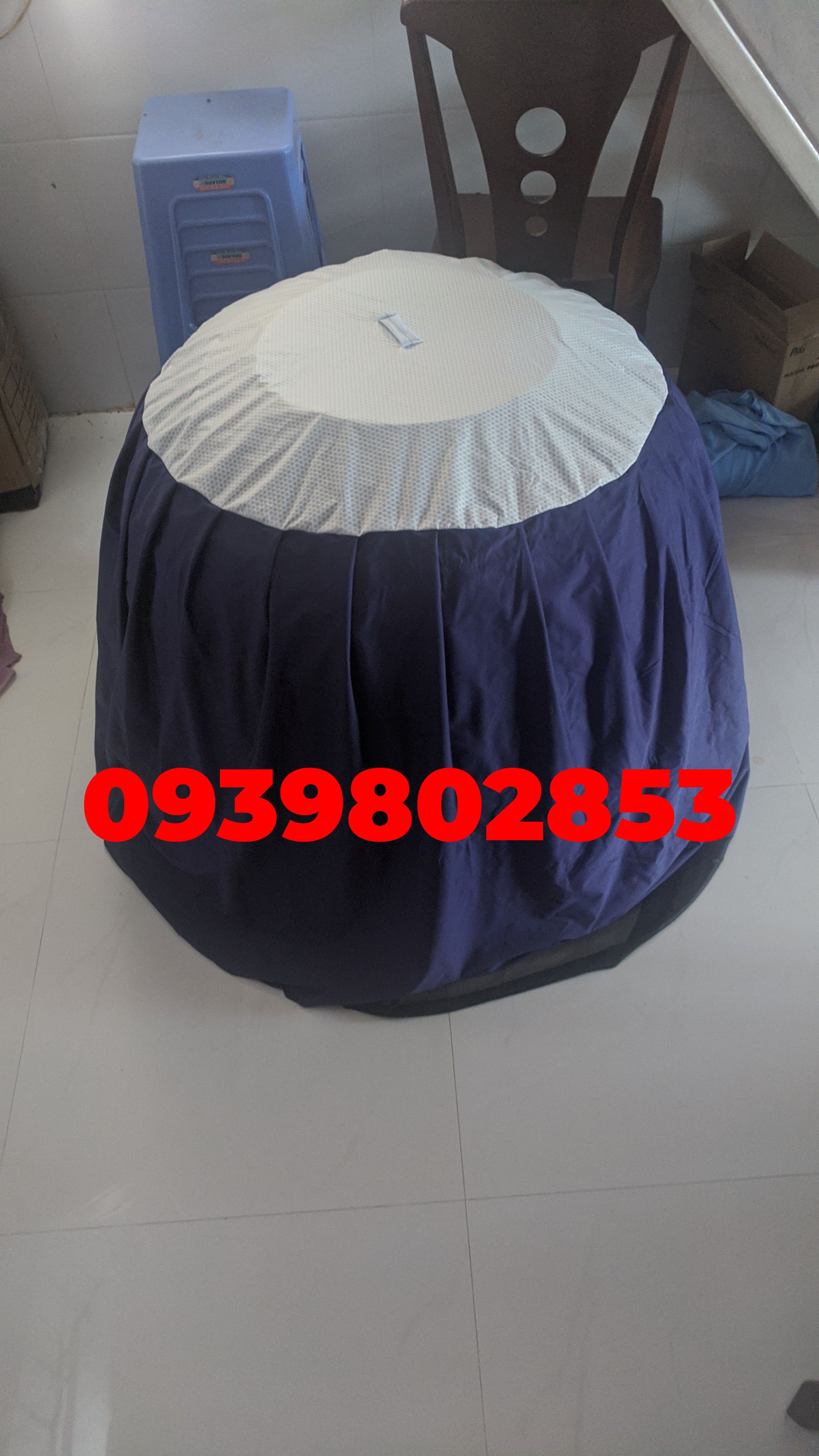 Mùng gà nòi tránh mưa 1 cái