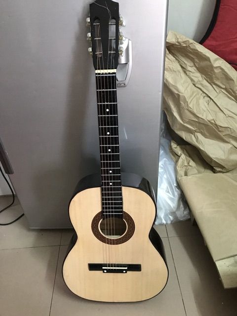 đàn guitar classic gỗ thông Q055 tặng bao đựng