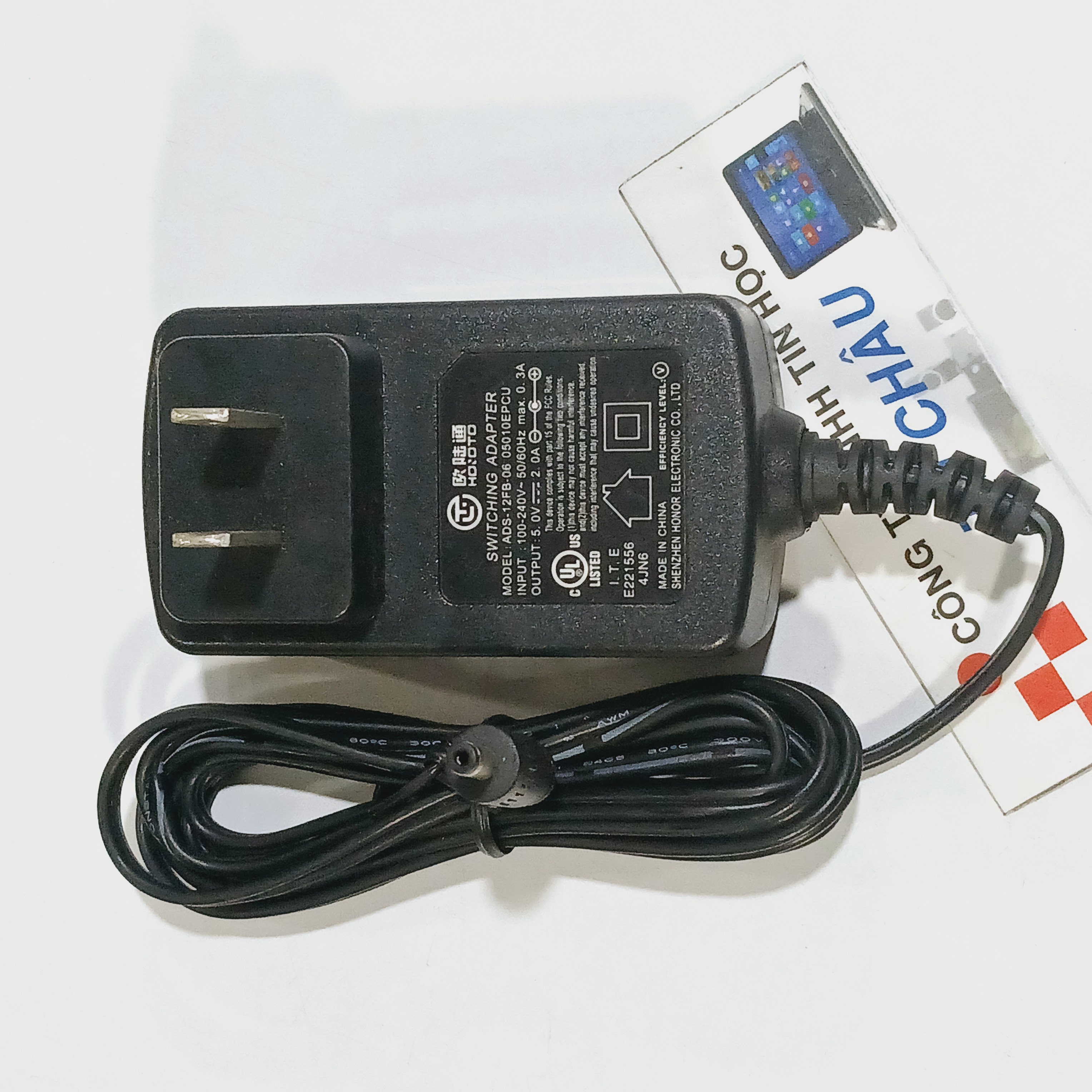 Adapter Dc 5V - 2A / 3.5mm X 1.35mm Plug (Eu Standard)