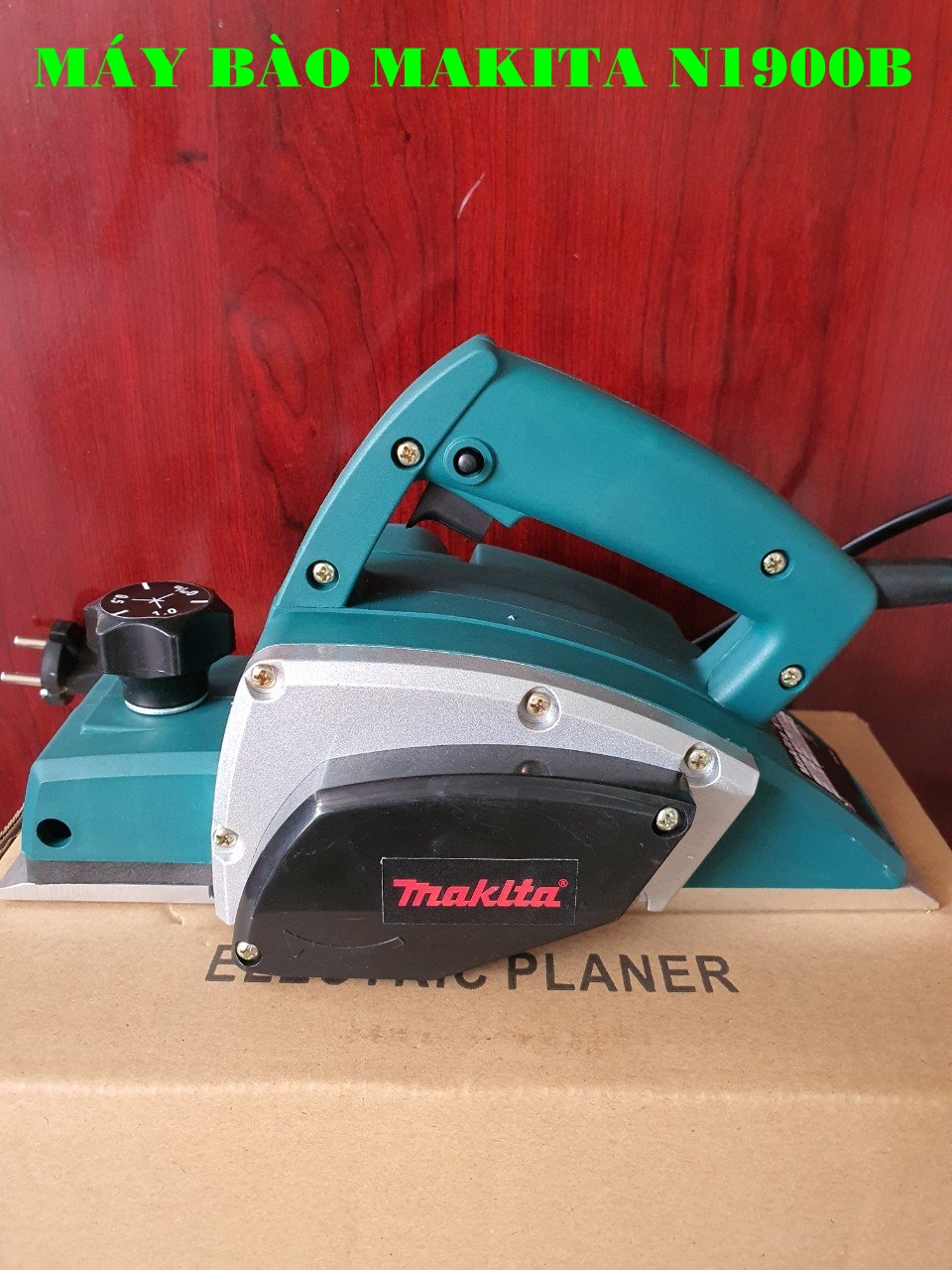 Máy bào gỗ makita cầm tay n1900b