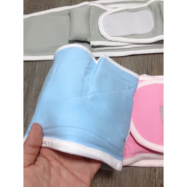 Ủ quấn tay giúp bé ngủ ngon