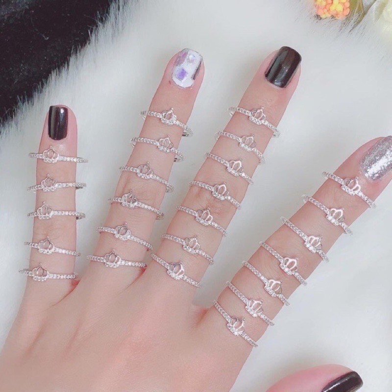 Nhẫn hình vương miện đính đá chuẩn bạc ta