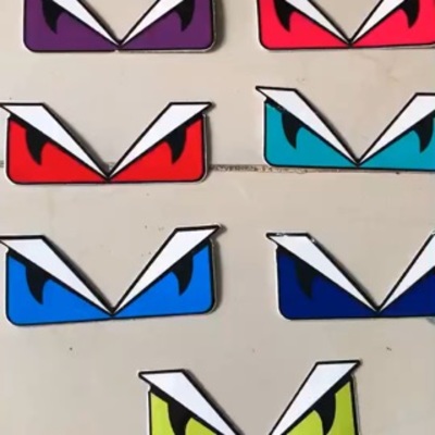 [HCM]COMBO 2 TEM MẮT FENDI CÓ 9 MÀU DÁN XE SIÊU ĐẸP kích thước 11x5cm