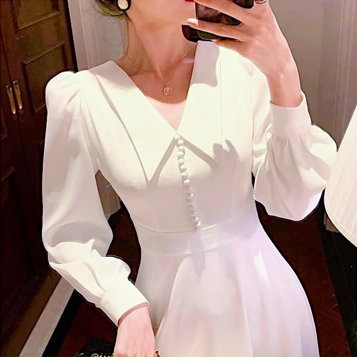 Đầm cổ vest nút bọc 2 màu