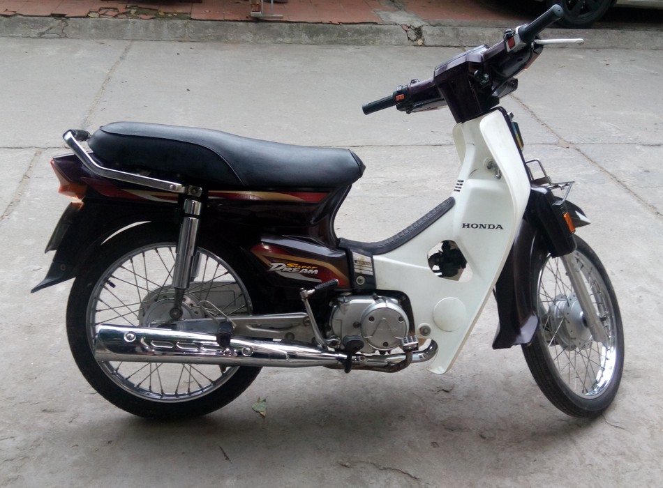 Bửng ngoài - yếm xe DREAM II