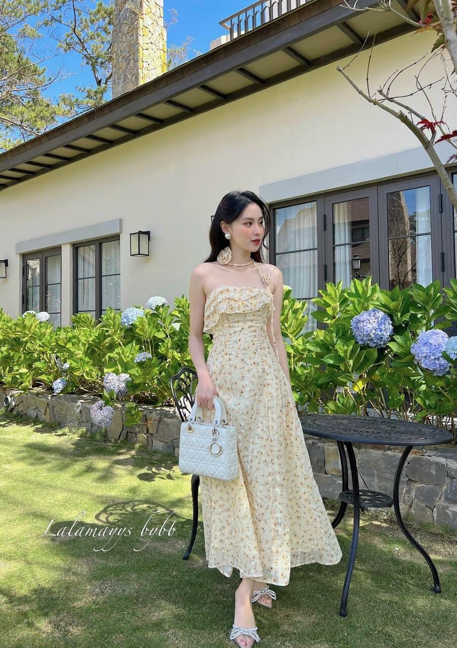 Đầm nữ cúp ngực phối bèo in họa tiết hoa kèm dây cổ đính hoa xinh đẹp