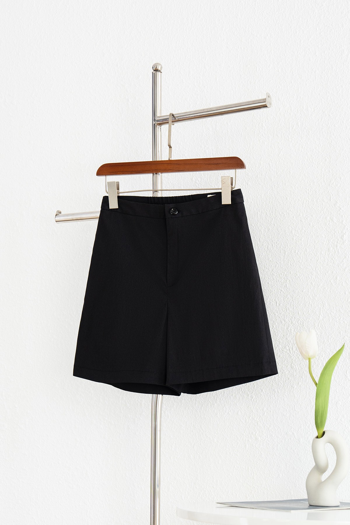 Quần shorts lamer túi dọc cạp d64s23h001