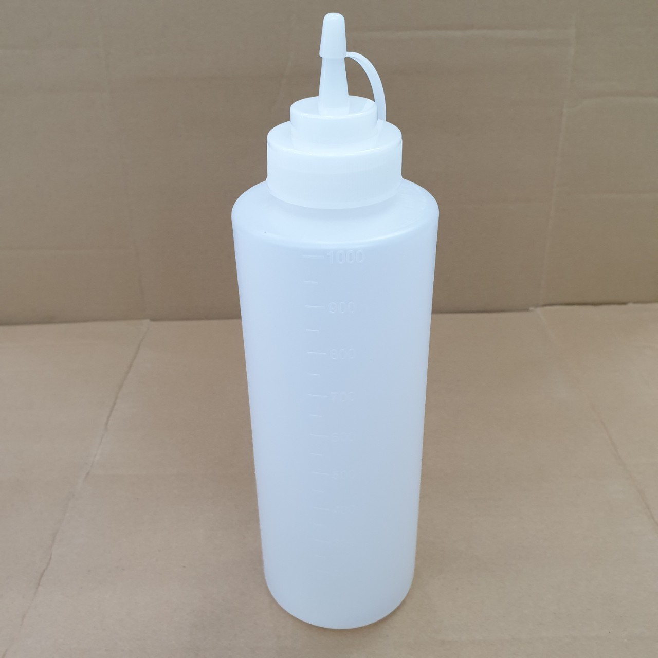 [HCM] Chai nhựa đựng sốt 1000ml