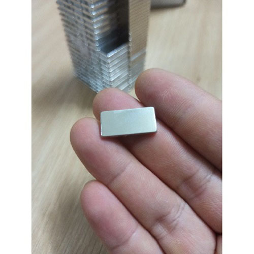 5 PCs rare earth magnets 20x10x2mm super strong thin magnets