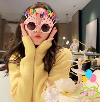 Kính mắt Happy Birthday- Kính mắt dễ thương