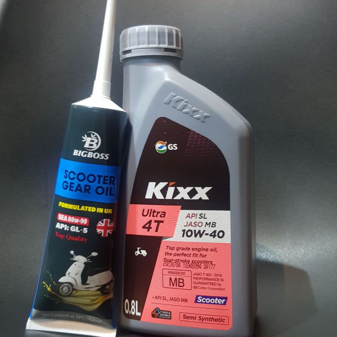 [FREE SHIP]Nhớt xe tay ga kixx ultra 4T 10w40 scooter, mua kèm nhớt hộp số xe ga Boss với mức giá cực kì hấp dẫn