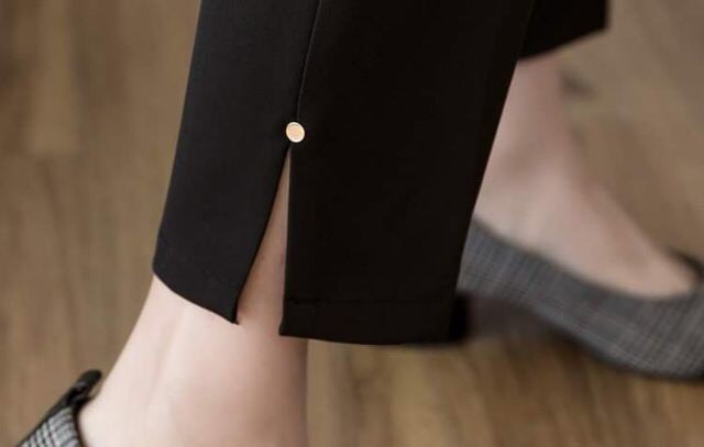 Quần Baggy Xẻ Gấu Siêu Đẹp
