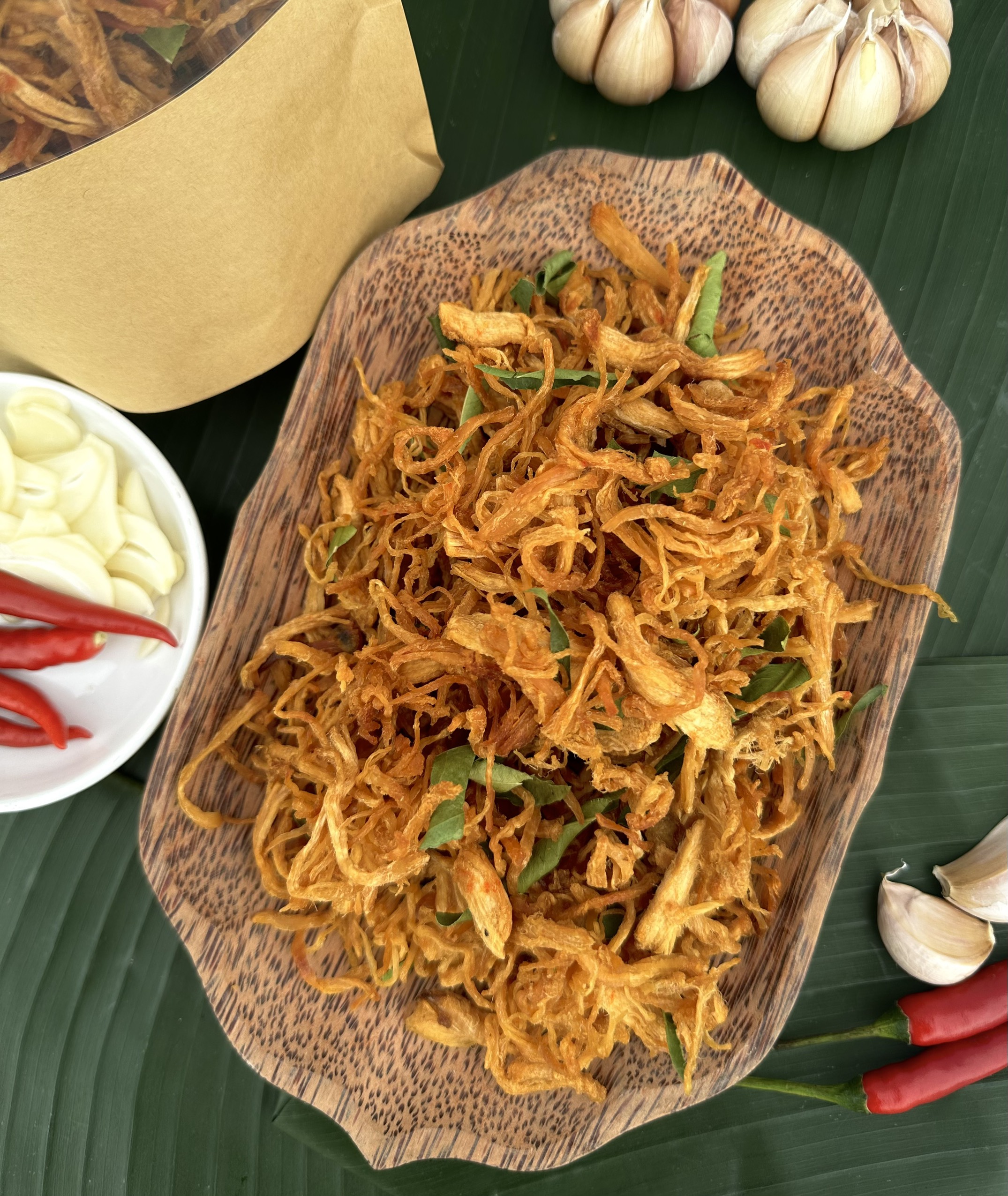 Ăn vặt - Khô gà lá chanh Bếp Cô Hai