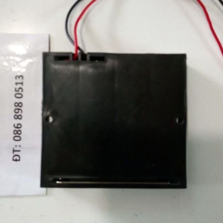 Khay Pin AA - 1.5V X 4 Viên - Khay ngang