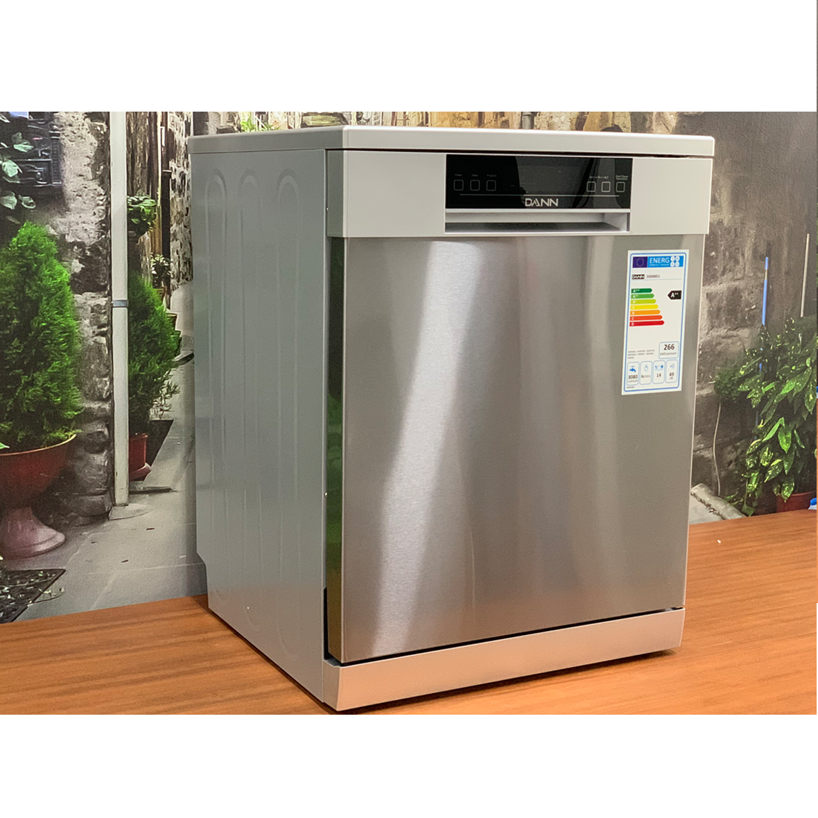 Máy rửa chén bát Dann DSI88EU