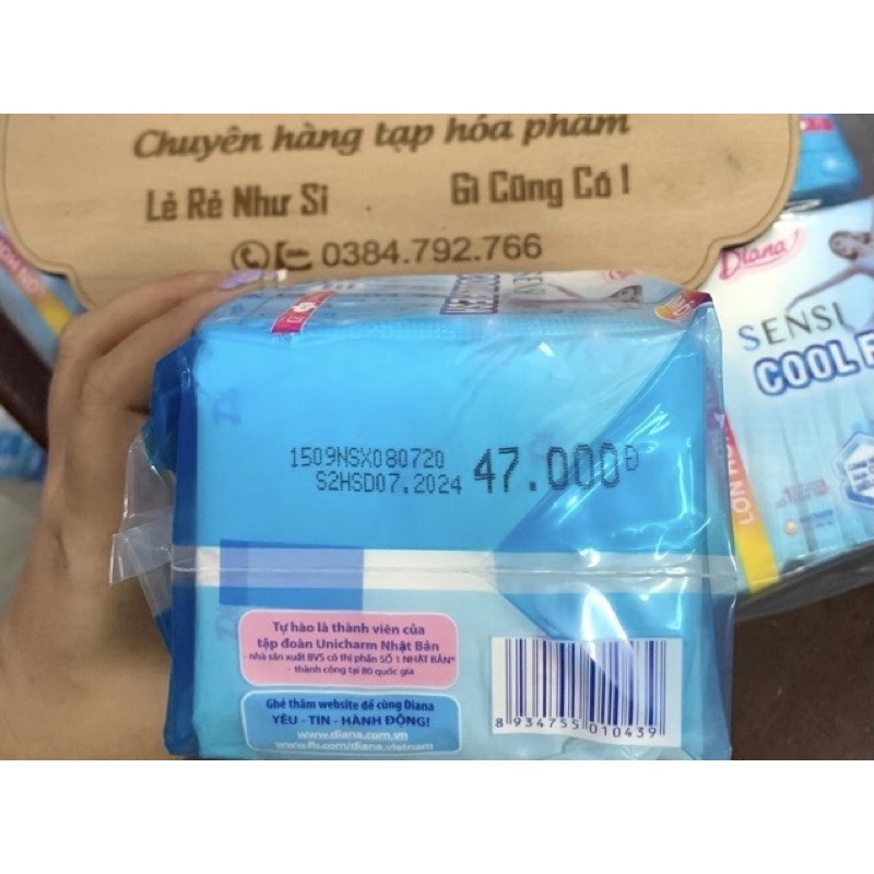 BĂNG VỆ SINH SIÊU MỎNG 20 MIẾNG DIANA SENSI COOL FRESH