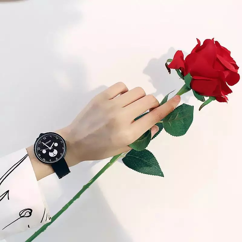 Đồng hồ nam nữ Candycat măt gấu dây silicon 2gf