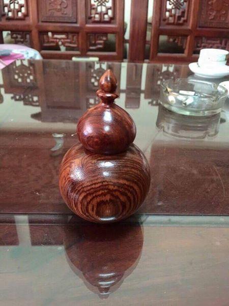 Ống đựng tăm gỗ cẩm sang đẹp tiện dụng an toàn