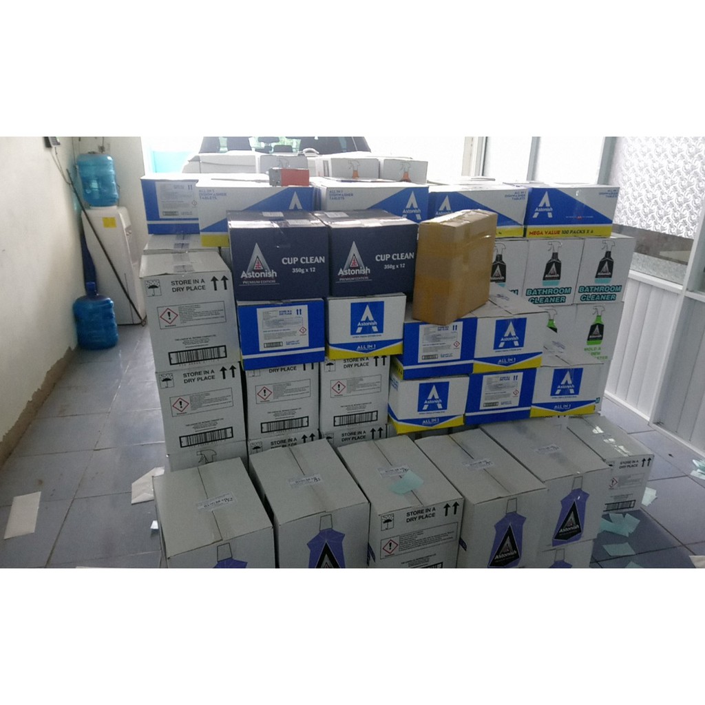 [HCM]BÌNH XỊT TẨY DẦU MỠ & CHÁY KHÉT ASTONISH C6750 750ml