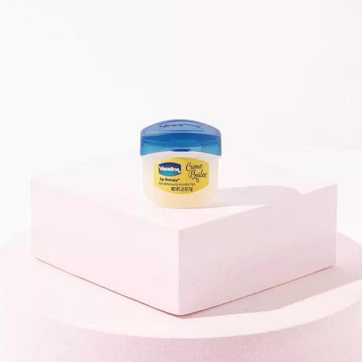 Son dưỡng làm mềm môi Vaseline hũ 7g