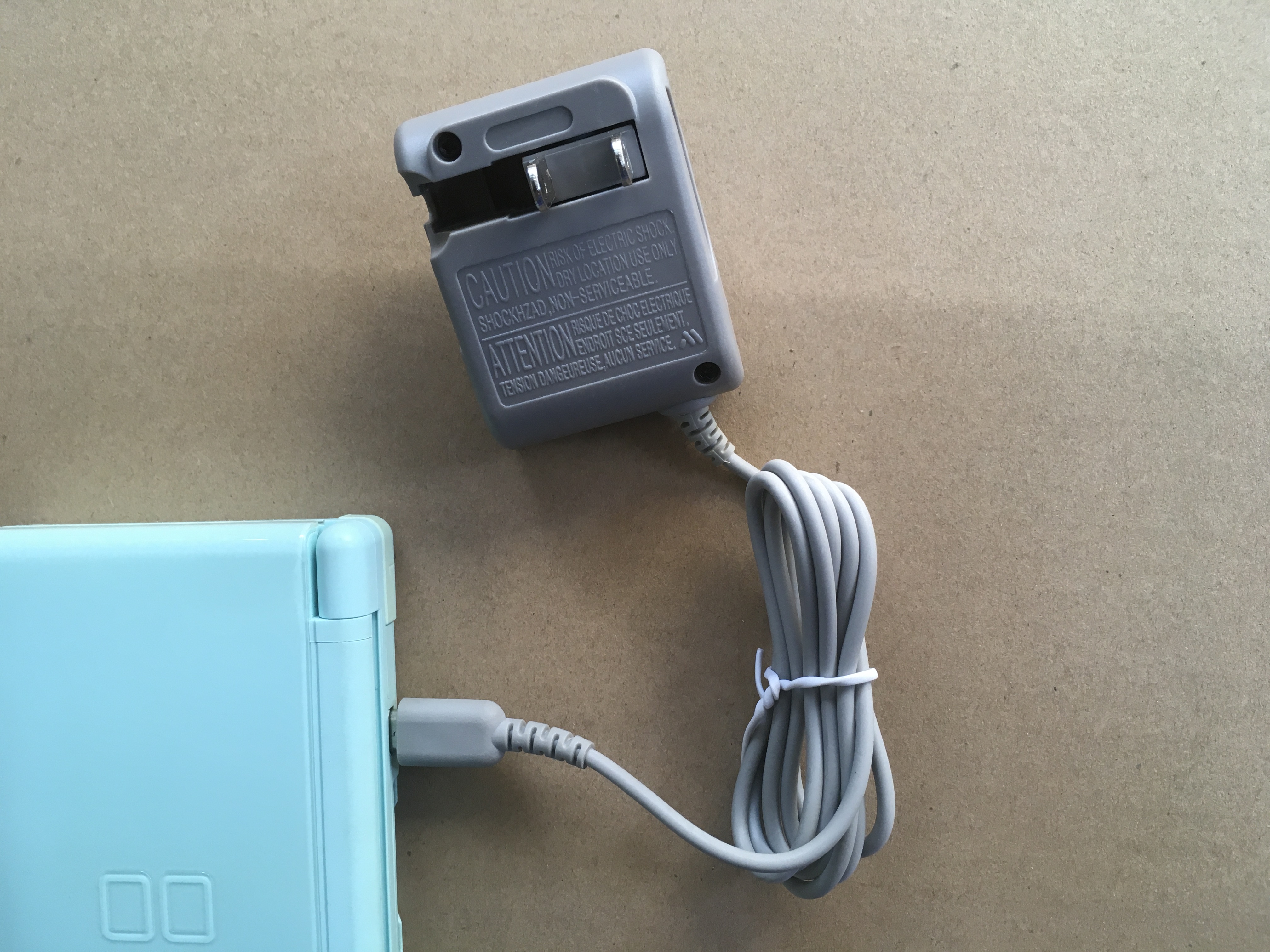 Bộ Sạc 220v Dành Cho Máy Chơi Game Nintendo DS Lite