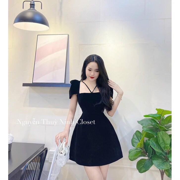 [Mẩu Mới] Đầm Nhung Cứng Cổ Vuông Tay Ngắn