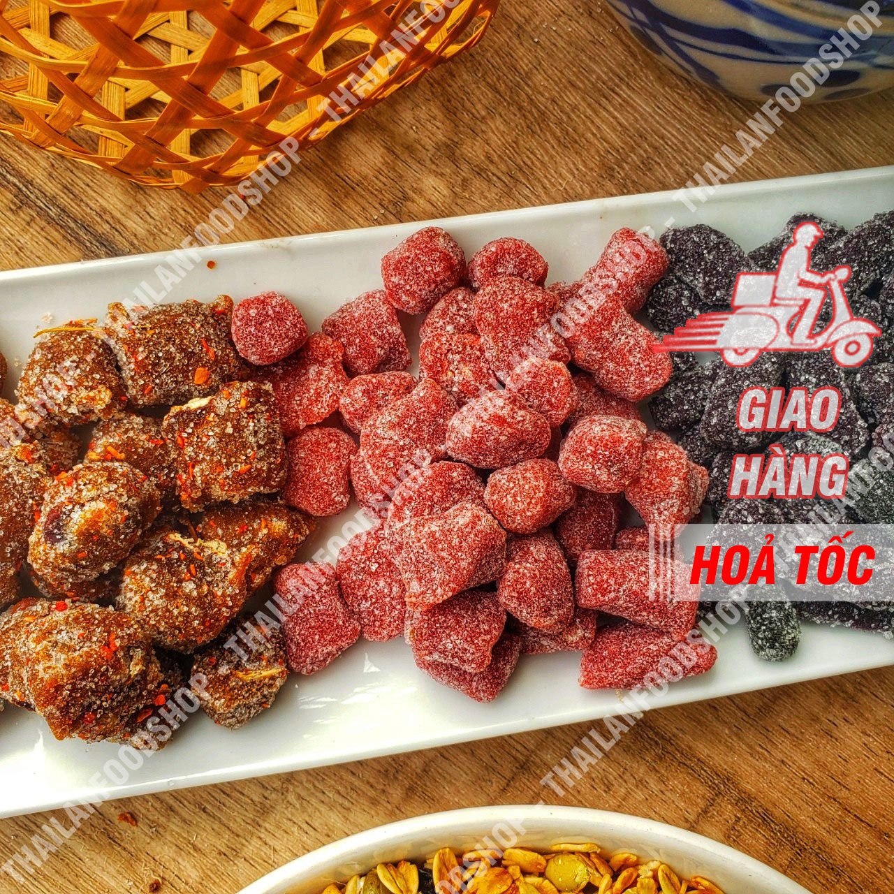 Kẹo Me Cay Mix Kẹo Dâu Tây & Kẹo Dâu Tằm Đặc Sản Đà Lạt - Lon 500gr