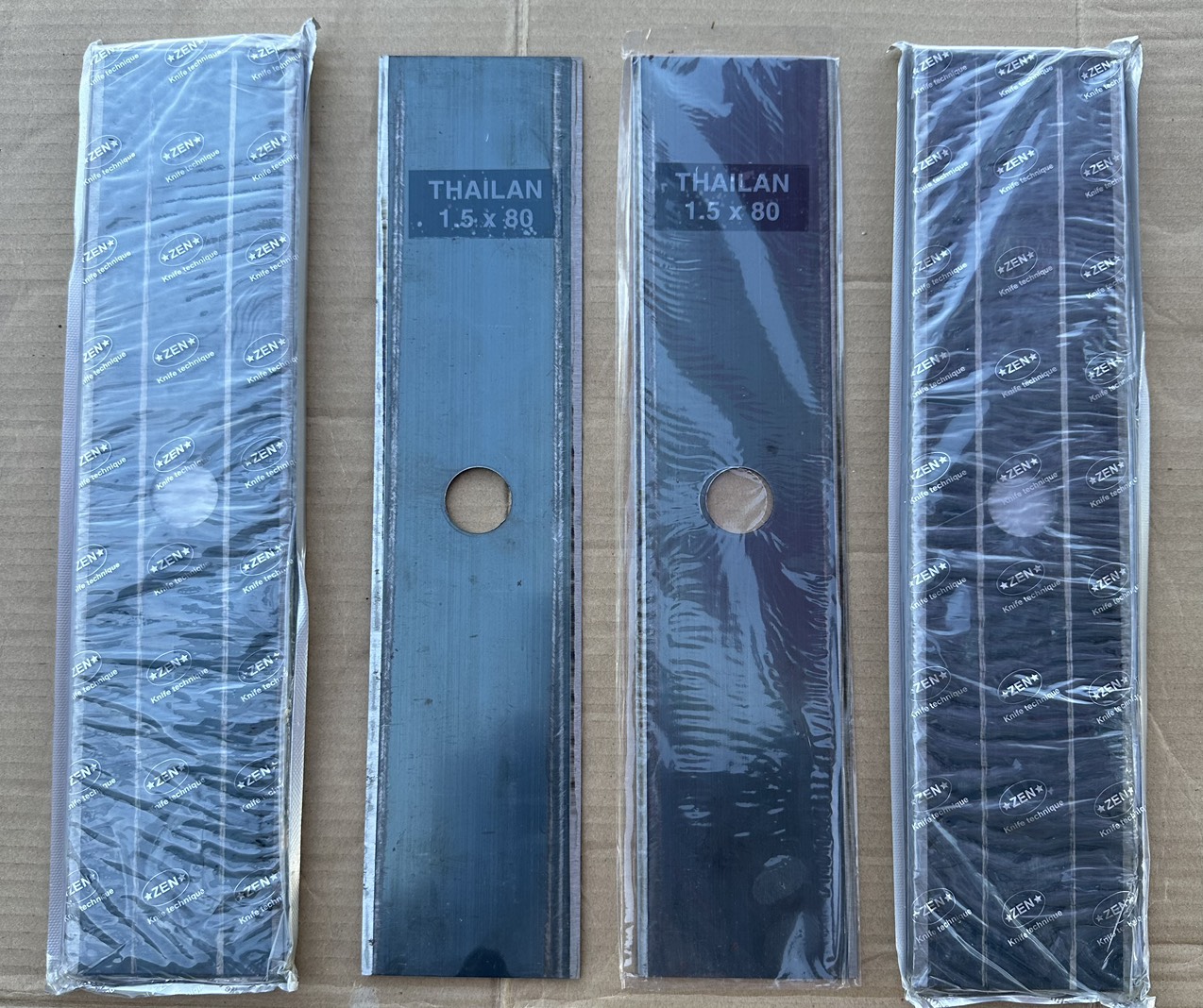 Lưỡi phát cỏ Thái Lan