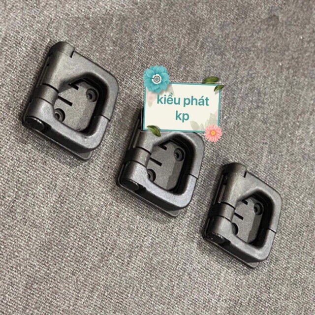 Móc treo kiểu Sh gắn thùng givi nhiều vị trí khác