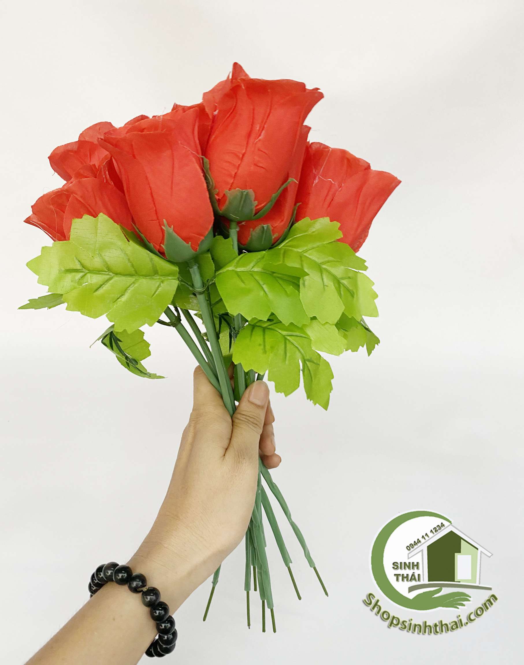 [HCM]Cành hoa hồng giả - hoa hồng ca sĩ vải lụa màu đỏ