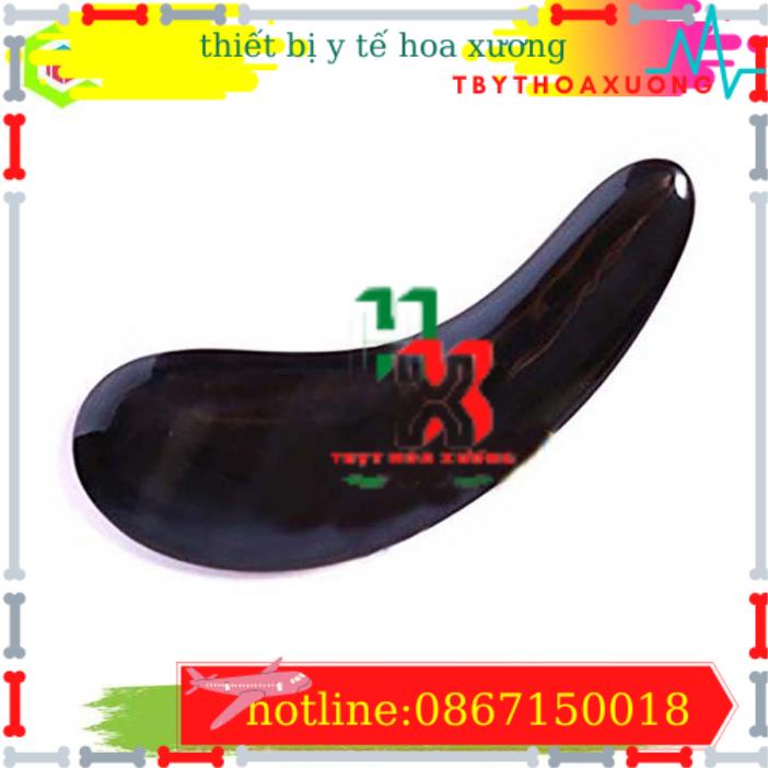 Cạo gió lớn, day ấn - huyệt dụng cụ diện chẩn