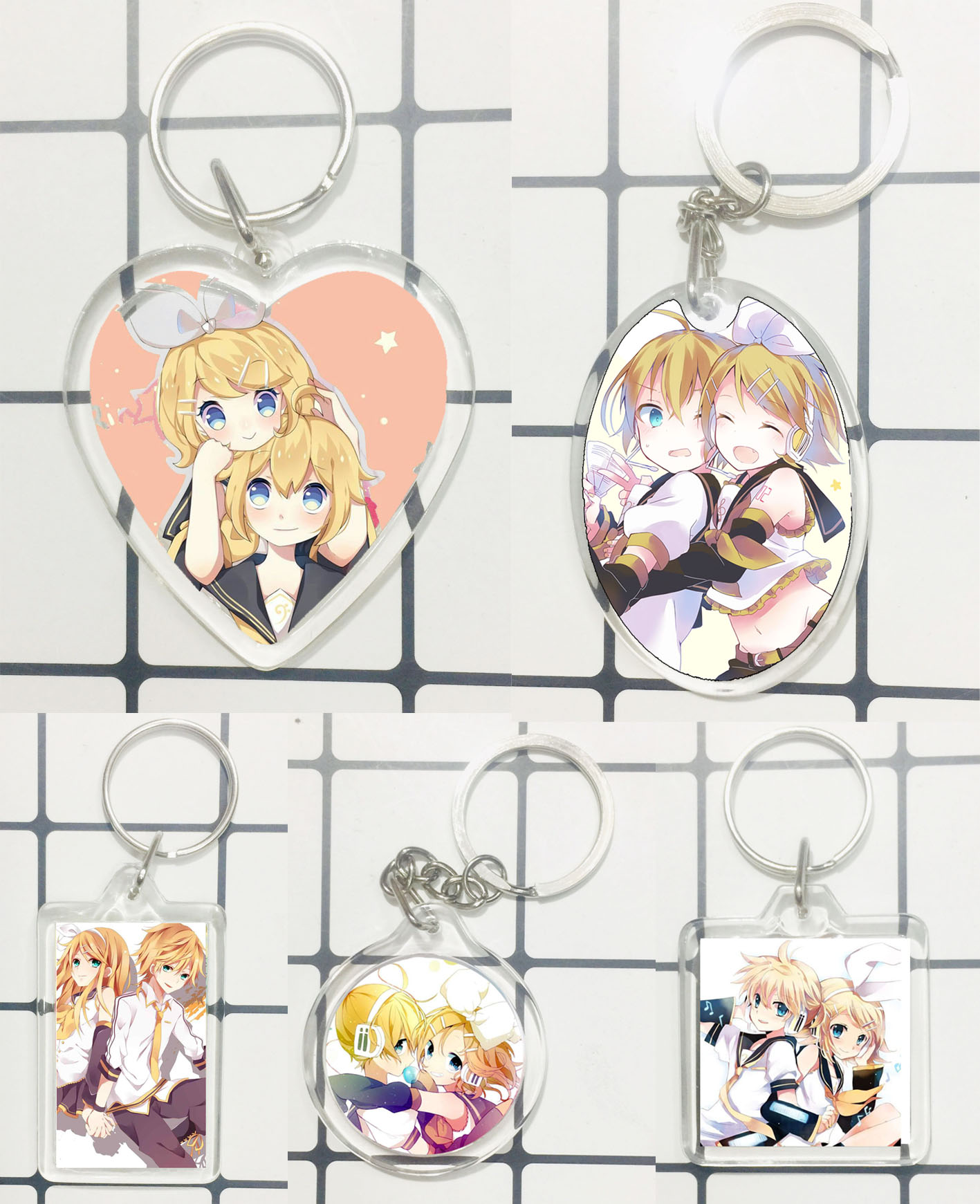 Móc khoá trong Kagamine Rin& Len combo 2 móc