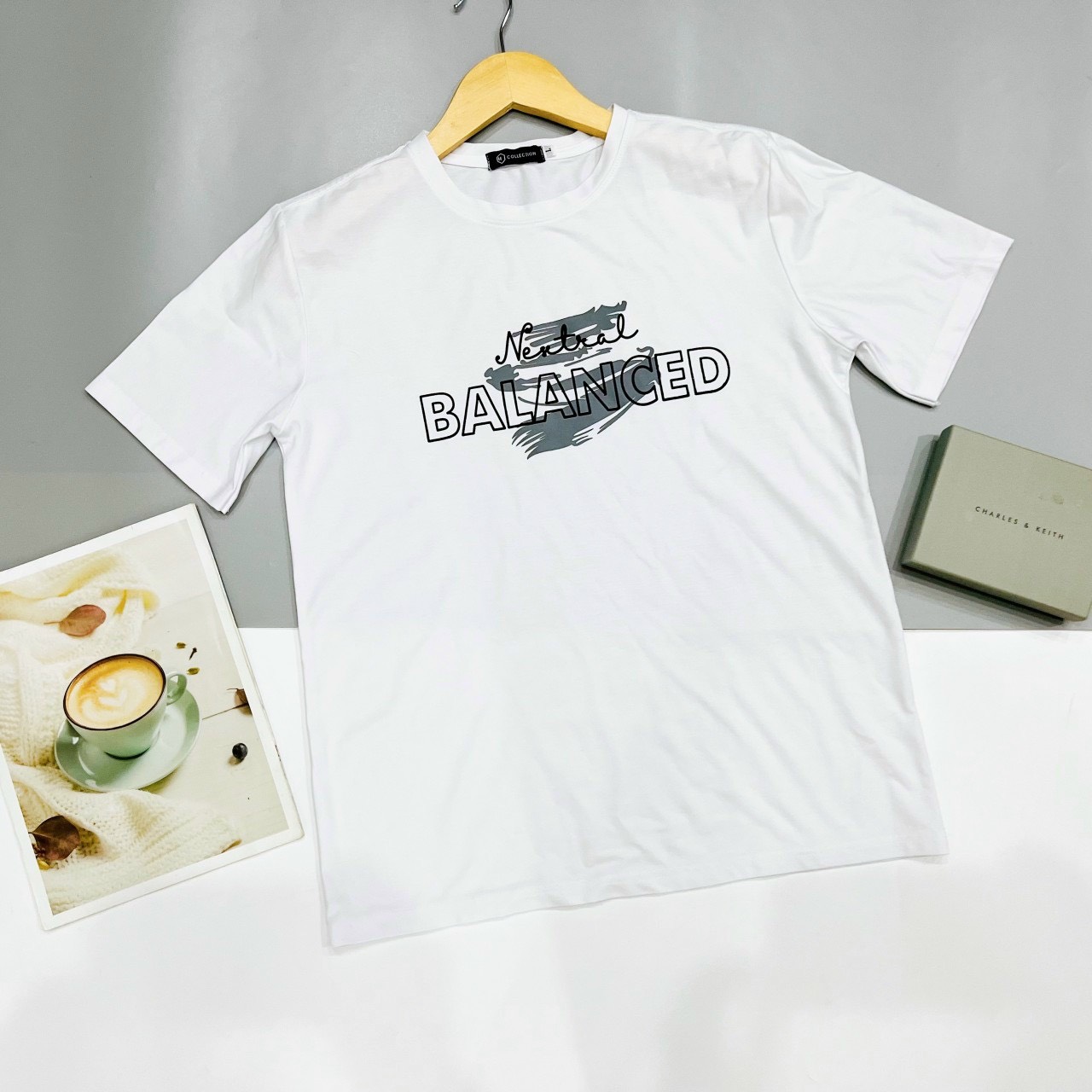 Aó thun nam cổ tròn vải cotton dày mịn in logo cá tính phong cách hiện đại hk092