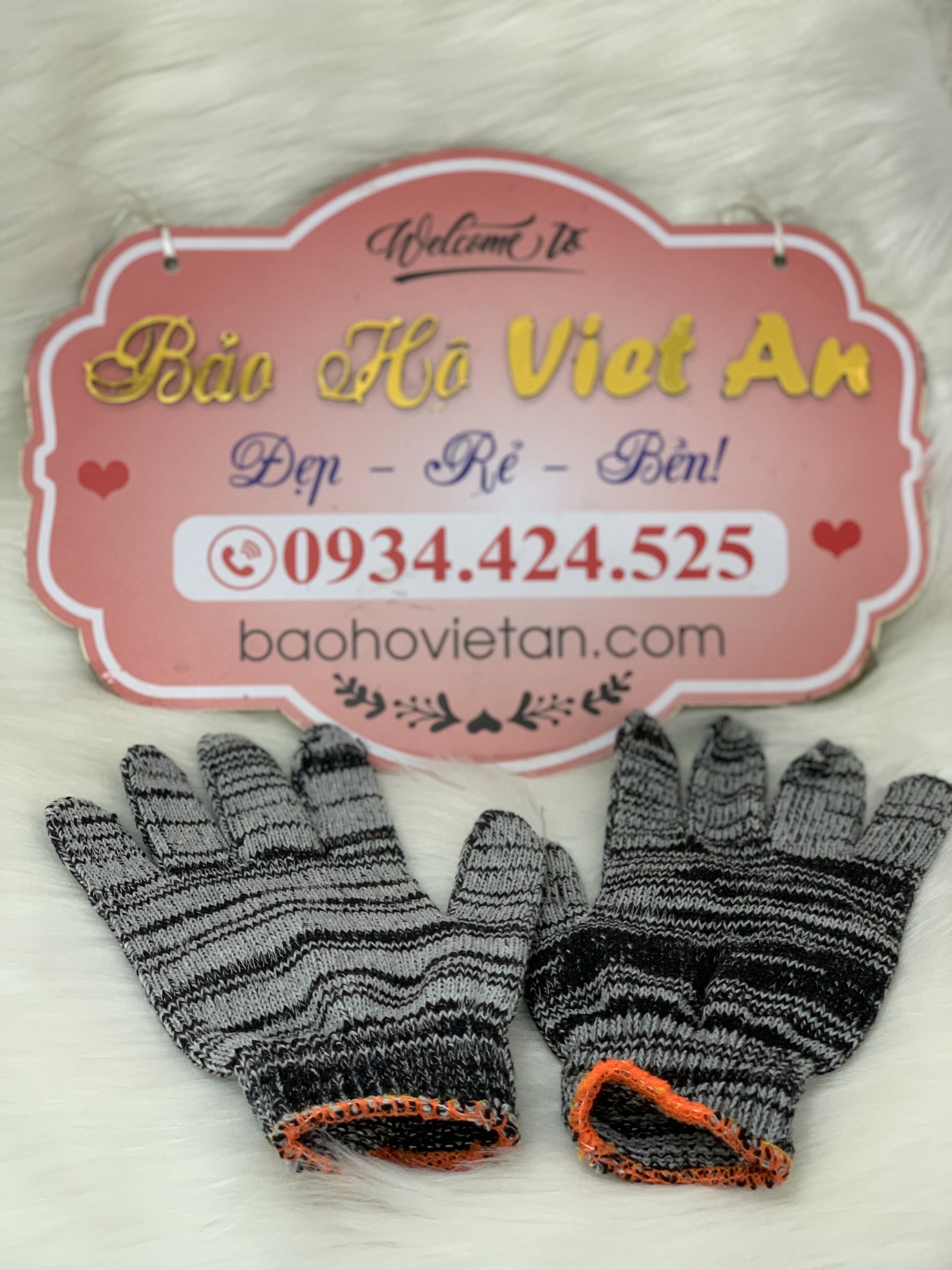 Găng tay len muối tiêu dùng cho bảo hộ công trình, làm vườn 70gr
