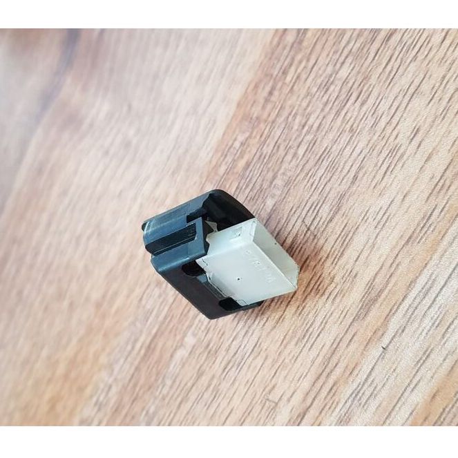 Nút mở đèn xe Wave RS , Wave S100 , Wave A100 / công tắc mở đèn Wave RS